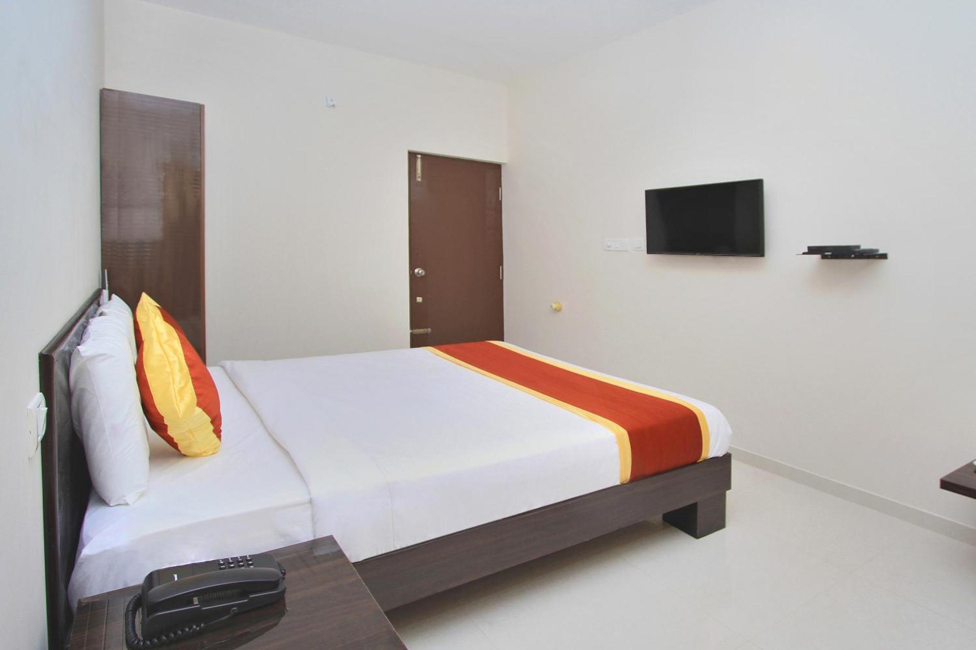 Hotel O Manu Residency Бангалор Екстериор снимка