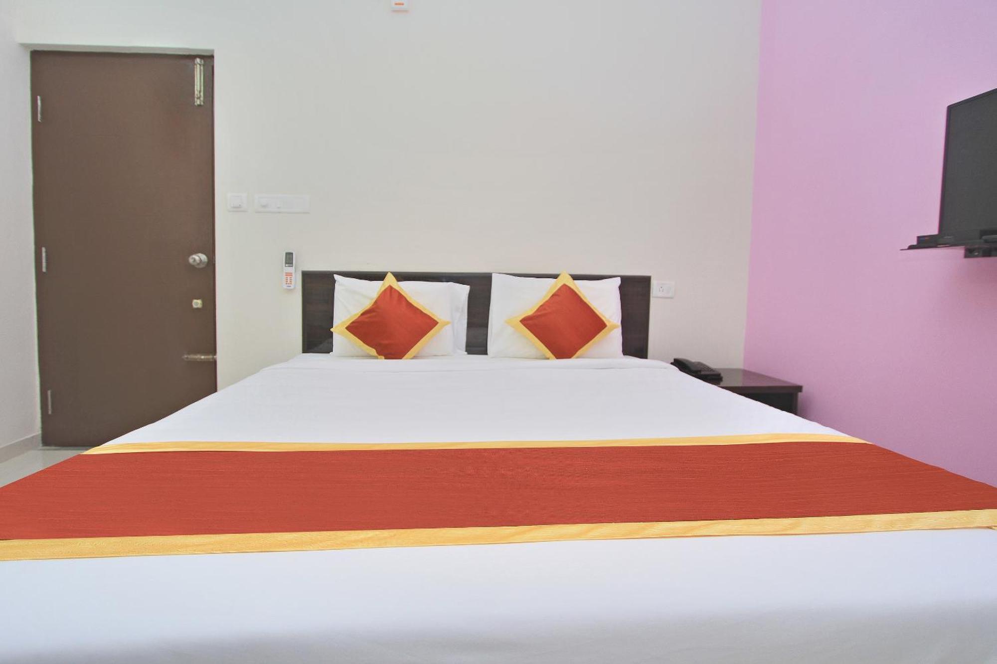 Hotel O Manu Residency Бангалор Екстериор снимка