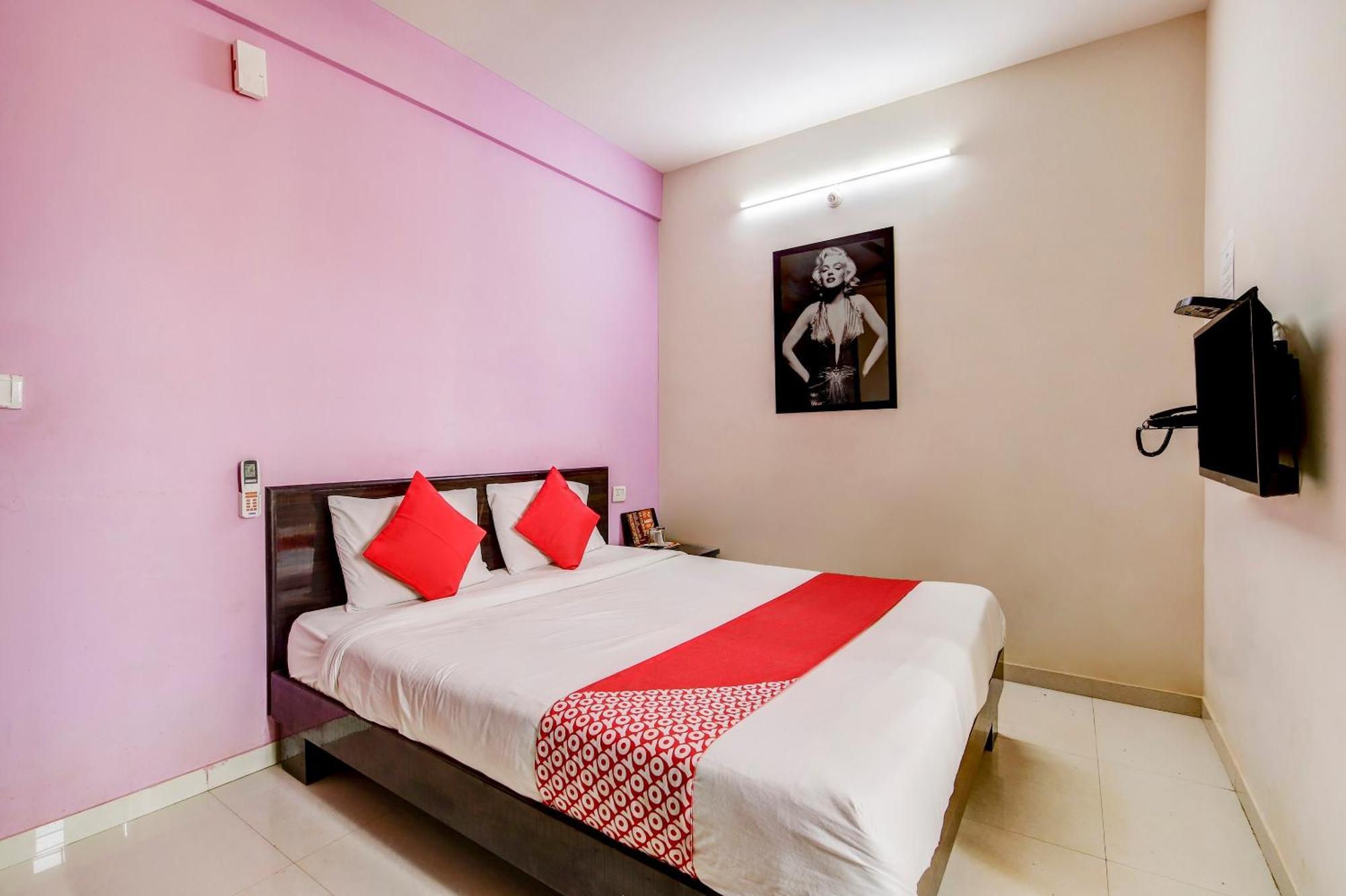 Hotel O Manu Residency Бангалор Екстериор снимка